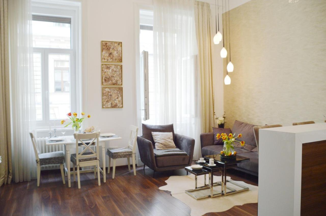 Cozy App Heart Budapest Eksteriør billede